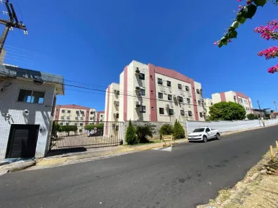 Apartamento com 3 Quartos para alugar, 70m² no Cristo Rei, Teresina