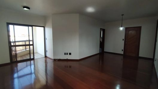 Apartamento com 3 Quartos à venda, 150m² no Centro, Franca