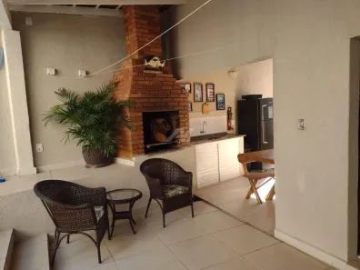 Casa com 3 Quartos à venda, 137m² no Parque São Quirino, Campinas
