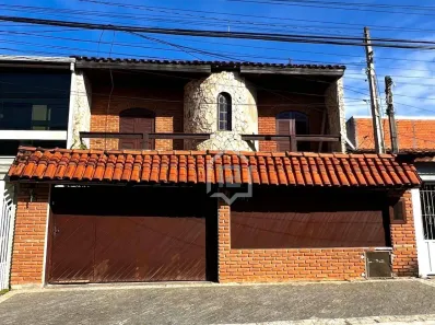 Sobrado com 3 Quartos à venda, 146m² no Conjunto Habitacional Júlio de Mesquita Filho, Sorocaba