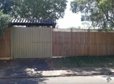 Lote/Terreno à venda, 144m² no Jardim Samambaia, Campo Grande