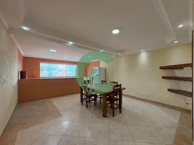 Casa com 1 Quarto para alugar, 40m² no Parque Gerassi, Santo André