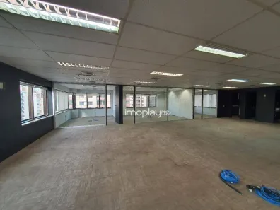Sala Comercial para alugar, 371m² no Itaim Bibi, São Paulo