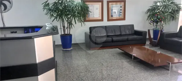 Sala Comercial à venda, 33m² no Vila Nova Conceição, São Paulo
