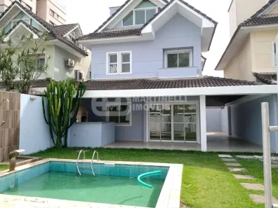 Casa de Condomínio com 4 Quartos à venda, 203m² no Recreio dos Bandeirantes, Rio de Janeiro