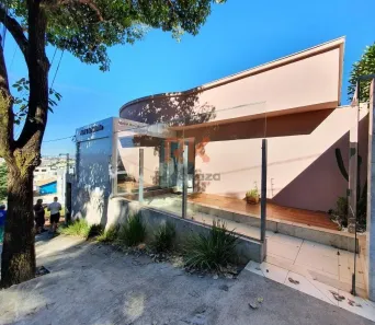 Prédio Comercial à venda, 720m² no Cabral, Contagem