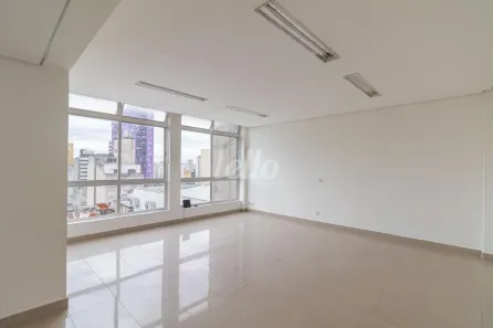Sala Comercial para alugar, 34m² no Liberdade, São Paulo