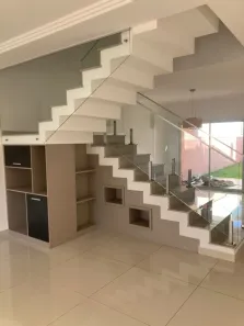 Casa de Condomínio com 3 Quartos para alugar, 250m² no Aparecidinha, Sorocaba