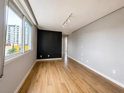 Apartamento com 2 Quartos à venda, 53m² no Cidade Baixa, Porto Alegre