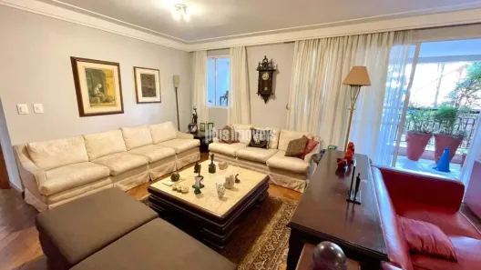 Apartamento com 3 Quartos para alugar, 246m² no Santo Amaro, São Paulo