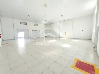 Galpão/Depósito/Armazém para alugar, 270m² no Santa Mônica, Uberlândia