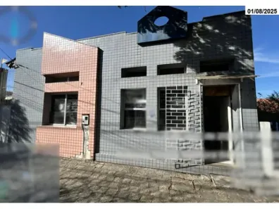 Prédio Comercial à venda, 491m² no Cristo Rei, Curitiba