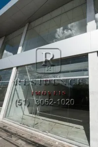 Ponto Comercial para alugar, 211m² no Passo da Areia, Porto Alegre