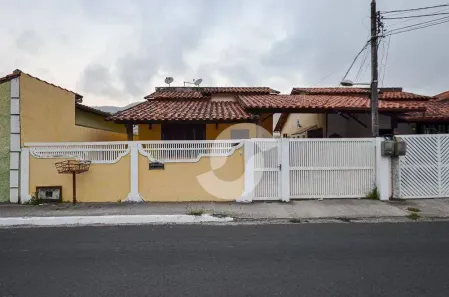 Casa com 3 Quartos à venda, 500m² no Itaipu, Niterói