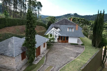 Casa com 5 Quartos à venda, 372m² no Recanto Araucária, Campos do Jordão