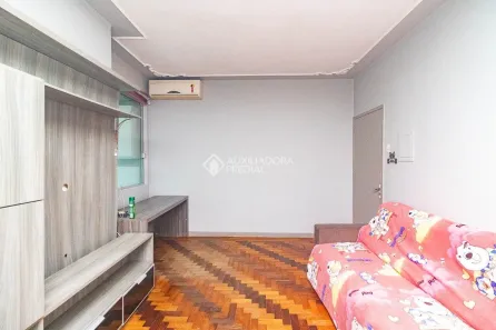 Apartamento com 2 Quartos para alugar, 50m² no São João, Porto Alegre