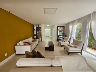 Sobrado com 5 Quartos à venda, 600m² no Adalgisa, Osasco