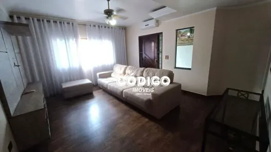 Sobrado com 3 Quartos para alugar, 289m² no Vila Rosália, Guarulhos