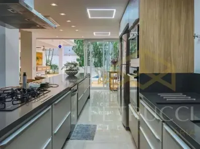 Casa de Condomínio com 4 Quartos à venda, 352m² no Vila Marieta, Campinas