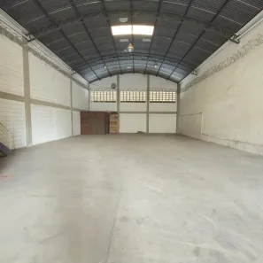 Galpão/Depósito/Armazém para alugar, 330m² no Campina Verde, Contagem