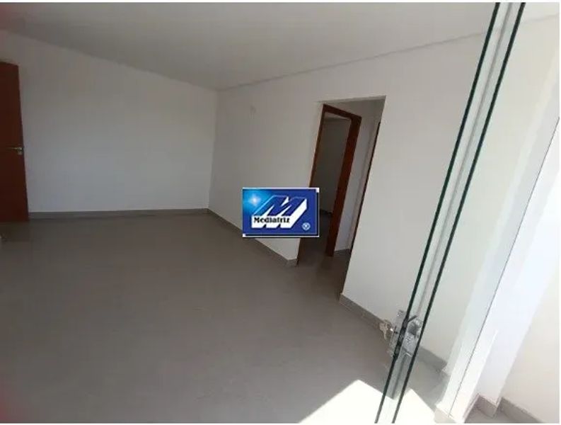 Apartamento com 2 quartos — Sagrada Família, Belo Horizonte