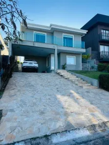 Casa de Condomínio com 3 Quartos à venda, 210m² no Suru, Santana de Parnaíba