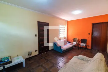 Casa com 3 Quartos à venda, 180m² no Jardim Oriental, São Paulo