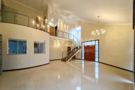 Sobrado com 4 Quartos para alugar, 250m² no Parque Faber Castell I, São Carlos