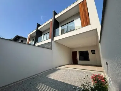 Sobrado com 3 Quartos à venda, 119m² no Saguaçu, Joinville