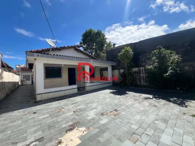 Casa com 4 Quartos para alugar, 270m² no Ocian, Praia Grande