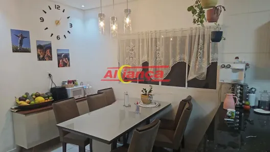 Sobrado com 3 Quartos à venda, 200m² no Jardim Santa Bárbara, Guarulhos