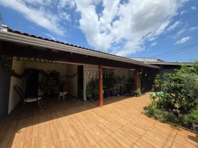 Casa com 5 Quartos à venda, 200m² no Monte Belo, Londrina