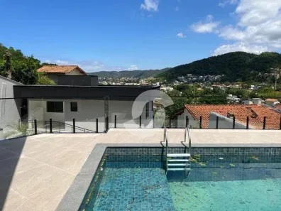 Casa com 5 Quartos à venda, 292m² no Santo Antônio, Niterói