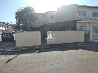 Casa com 5 Quartos à venda, 230m² no Roçado, São José