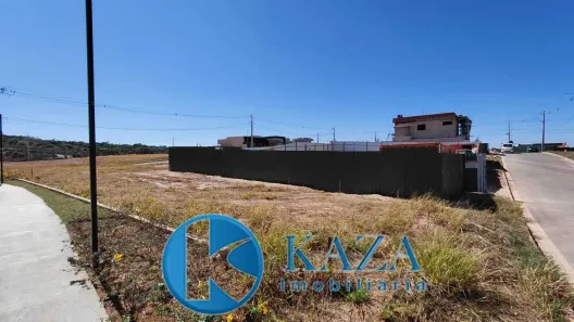 Lote/Terreno à venda, 220m² no Pacaembu, Valparaíso de Goiás