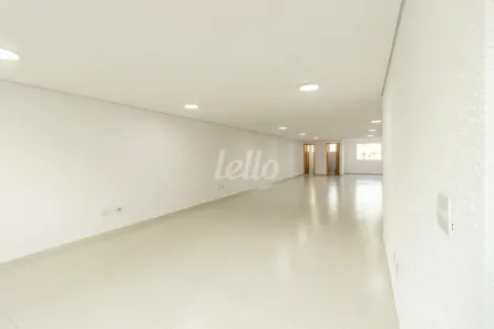 Galpão/Depósito/Armazém para alugar, 332m² no Vila Ipojuca, São Paulo