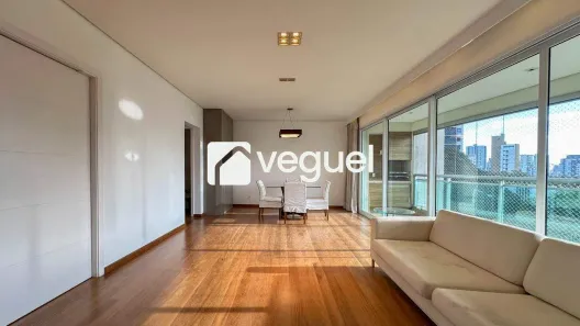 Apartamento com 3 Quartos para alugar, 157m² no Cambuí, Campinas
