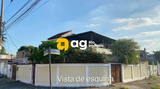 Casa com 3 Quartos à venda, 174m² no Senador Camará, Rio de Janeiro