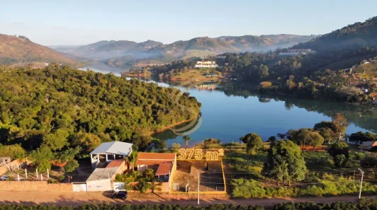 Lote/Terreno à venda, 375m² no , Caconde