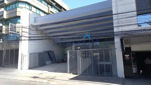 Prédio Comercial para alugar, 745m² no Petrópolis, Porto Alegre
