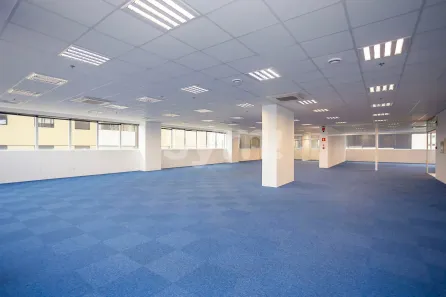 Sala Comercial para alugar, 484m² no Alto da Glória, Curitiba