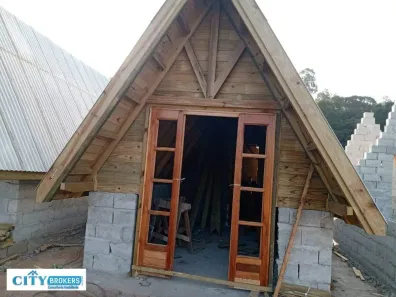 Casa com 7 Quartos à venda, 200m² no Jardim Estância Brasil, Atibaia