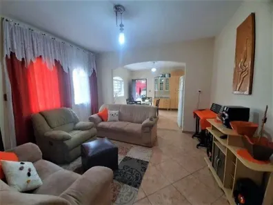 Fazenda/Sítio com 3 Quartos à venda, 2000m² no Jardim Torrão de Ouro, São José dos Campos