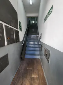 Sala Comercial para alugar, 93m² no Centro, Juiz de Fora