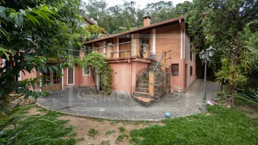 Casa com 3 Quartos à venda, 331m² no Cônego, Nova Friburgo