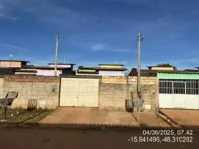 Casa com 2 Quartos à venda, 221m² no Parque Estrela Dalva XVI, Santo Antônio do Descoberto
