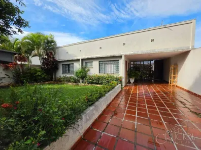 Casa com 3 Quartos à venda, 269m² no Aparecida, Londrina