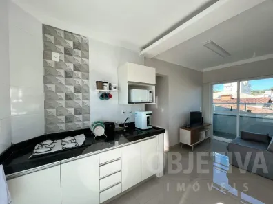 Apartamento com 2 Quartos para alugar, 55m² no Umuarama, Uberlândia