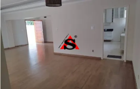 Casa com 3 Quartos para alugar, 230m² no Granja Julieta, São Paulo
