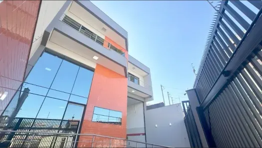 Galpão/Depósito/Armazém à venda, 438m² no Jardim Stella, Santo André